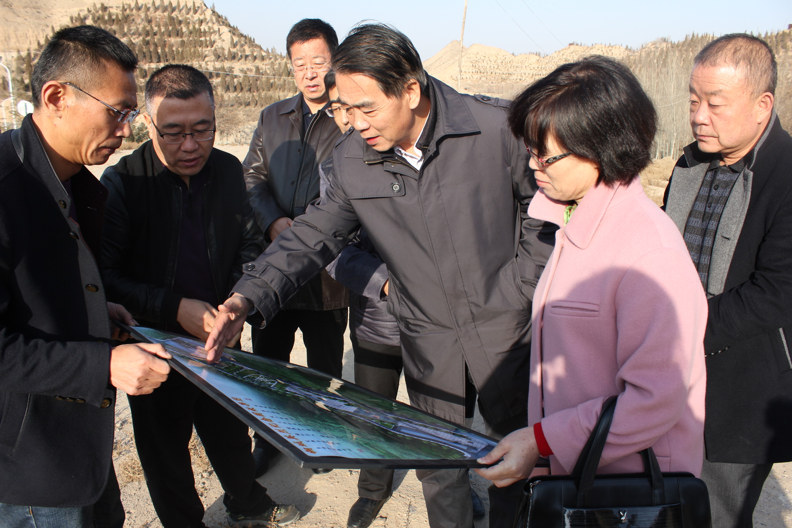省红十字会督查白银市红十字会遗体和器官捐献者纪念陵园建设情况1.JPG
