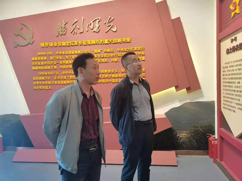 文中.jpg 文中.jpg