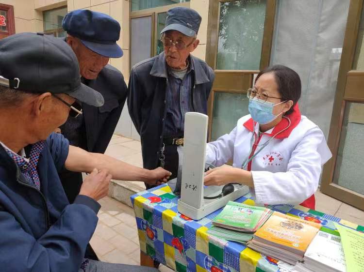 5.1.免费义诊，健康你我.jpg