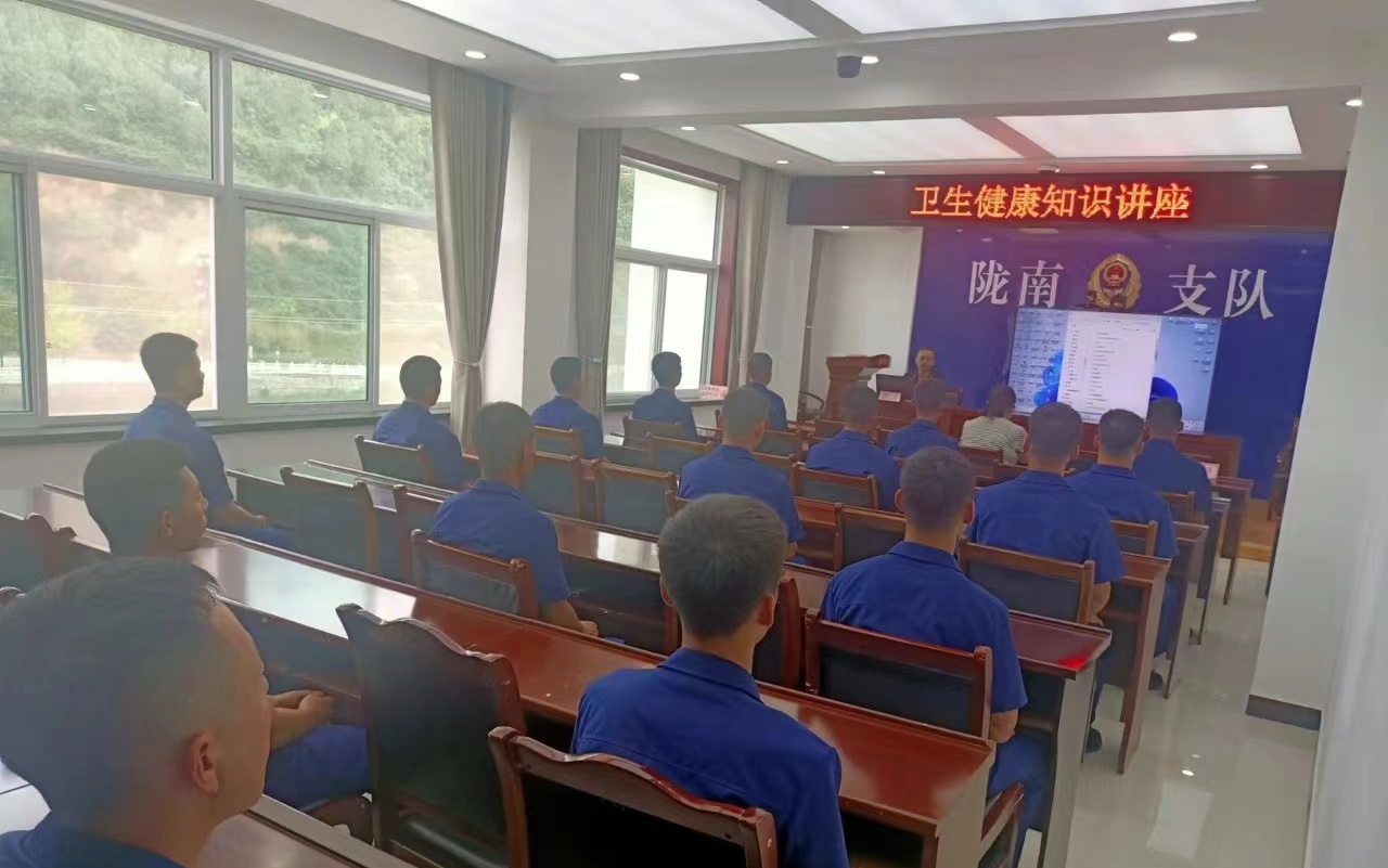 AAFEC2B2@501A3D04.351EA266.jpg