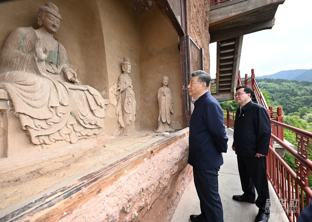 38.11.习近平在陕西宝鸡市和甘肃天水市考察调研.jpeg