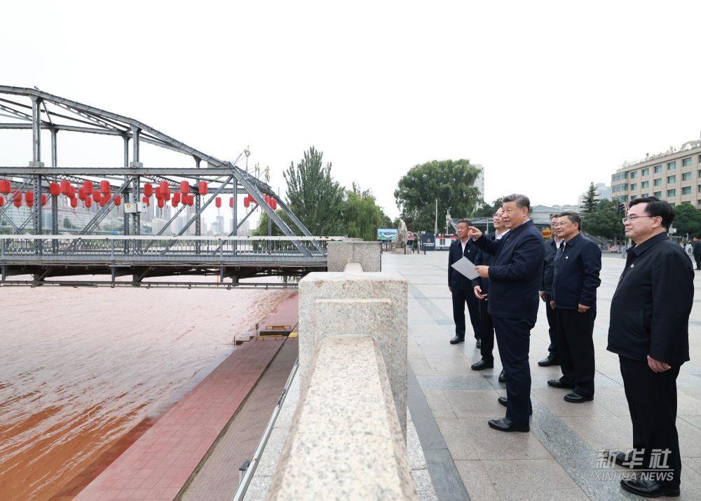 39.7.习近平在甘肃兰州市考察调研.jpeg