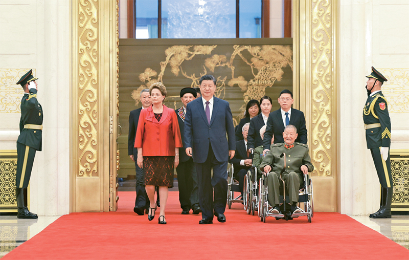 2.2024年9月29日，中华人民共和国国家勋章和国家荣誉称号颁授仪式在北京人民大会堂金色大厅隆重举行.jpg