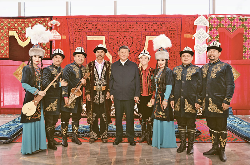 8.在文艺工作座谈会上的讲话.jpg