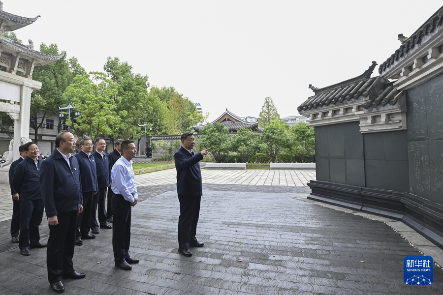 53.1.习近平近日在安徽考察.jpg