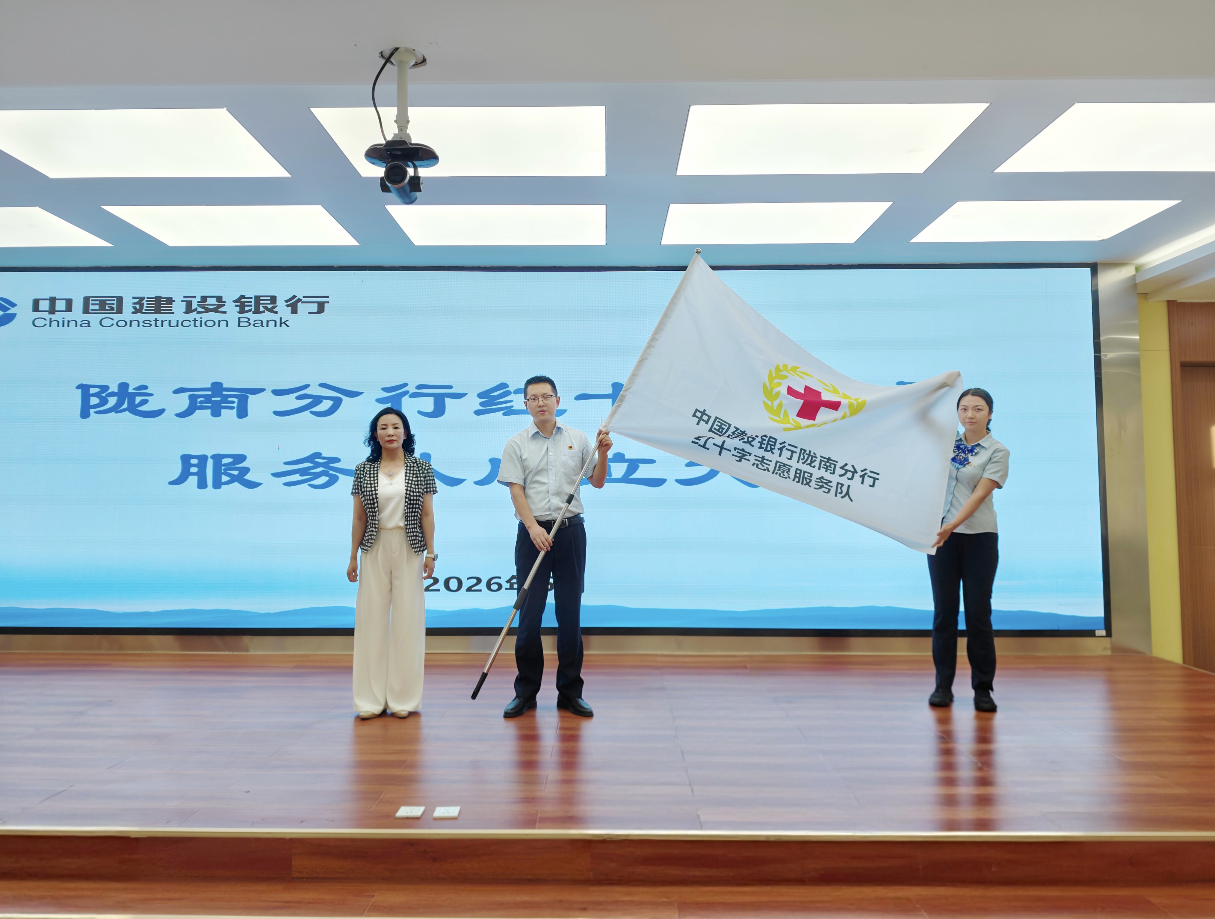 10cf3b4cafa811b6c63ada202c19d872.jpg